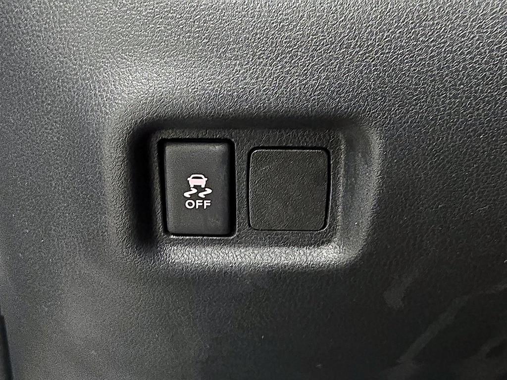 used 2017 Nissan Versa Note car, priced at $11,998