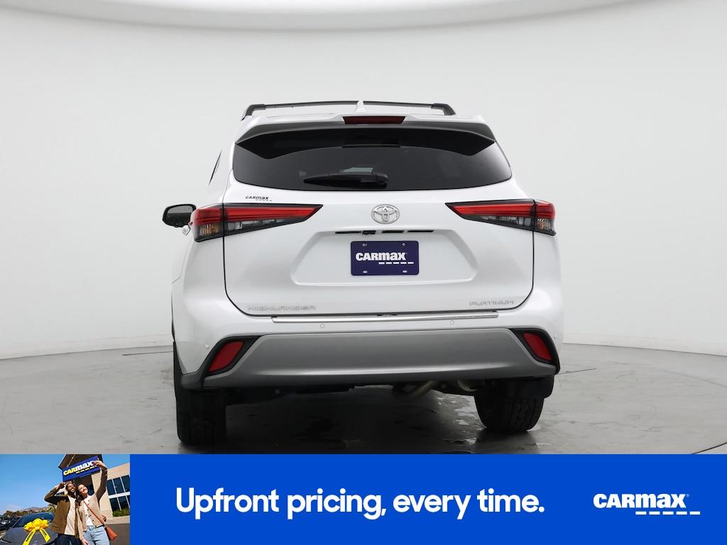 used 2023 Toyota Highlander car, priced at $45,998
