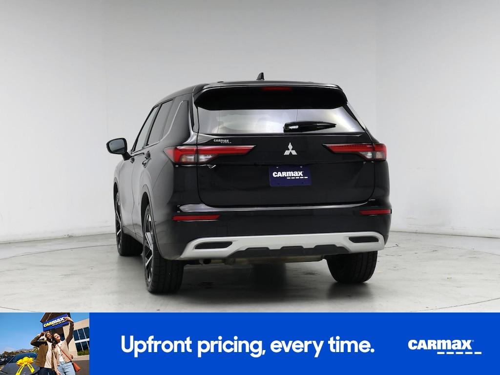 used 2024 Mitsubishi Outlander car, priced at $25,998