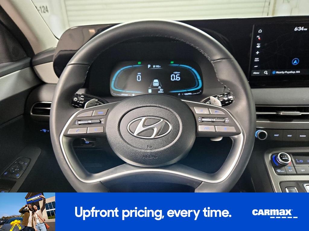 used 2025 Hyundai Palisade car, priced at $41,998