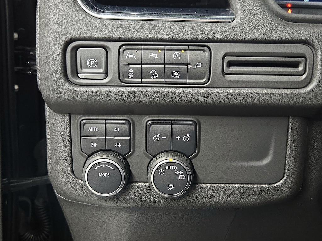 used 2022 Chevrolet Tahoe car, priced at $55,998