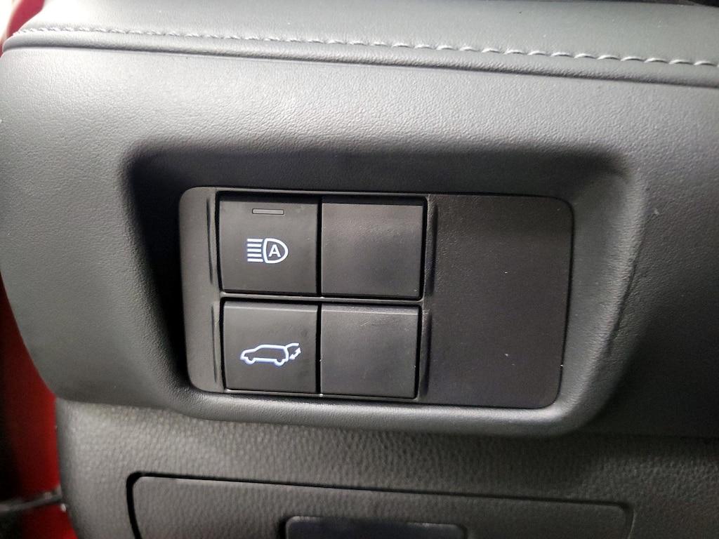 used 2022 Toyota Highlander Hybrid car, priced at $38,998
