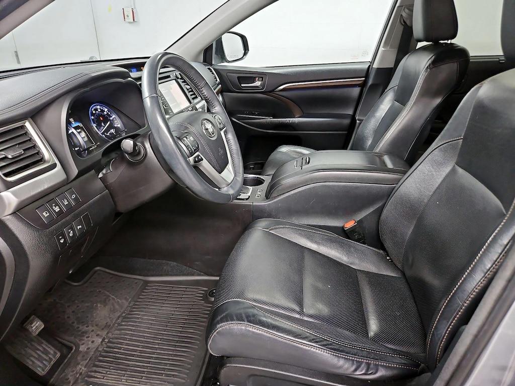 used 2015 Toyota Highlander Hybrid car, priced at $25,998
