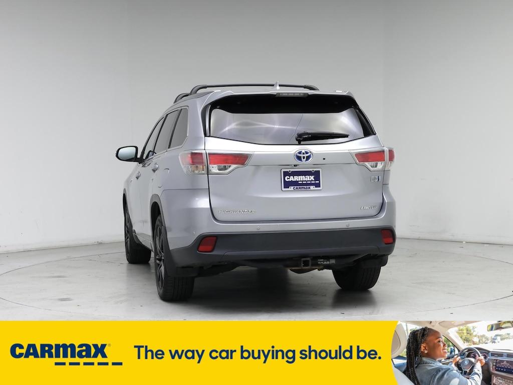 used 2015 Toyota Highlander Hybrid car, priced at $25,998