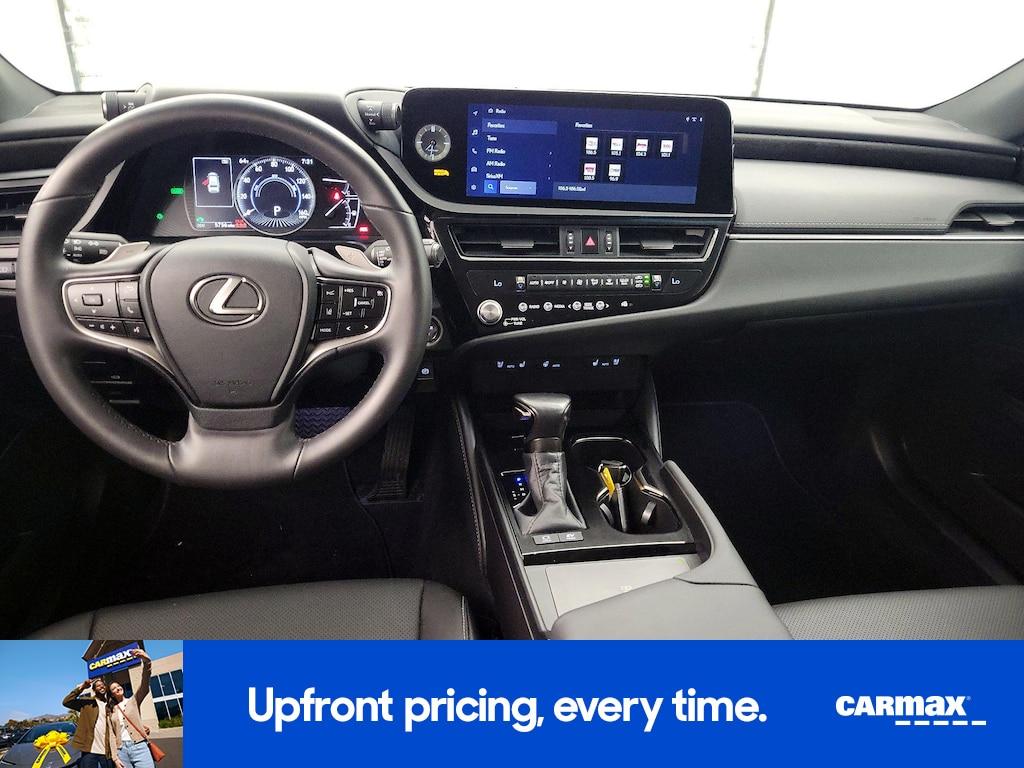 used 2024 Lexus ES 300h car, priced at $41,998
