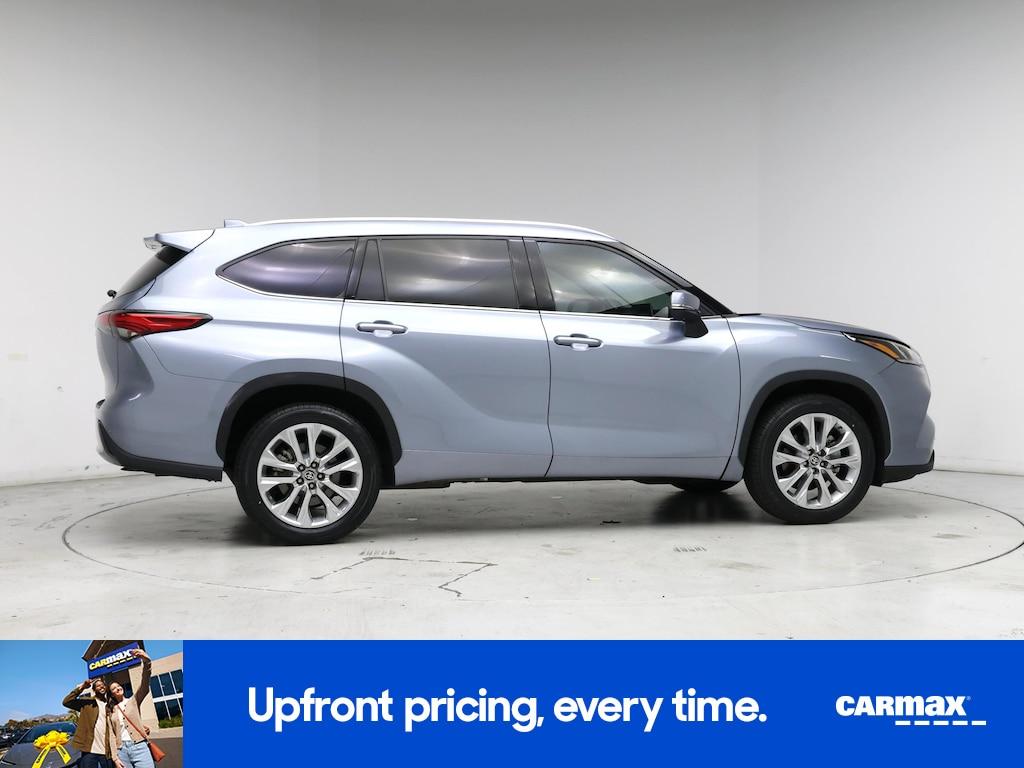 used 2021 Toyota Highlander car, priced at $34,998