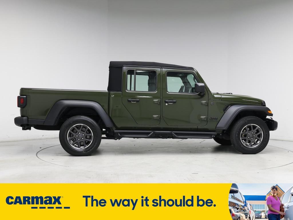 used 2024 Jeep Gladiator car, priced at $33,998