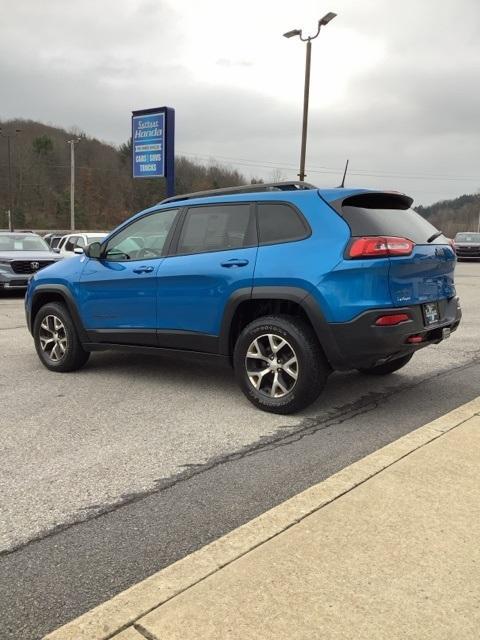 used 2017 Jeep Cherokee car, priced at $12,999