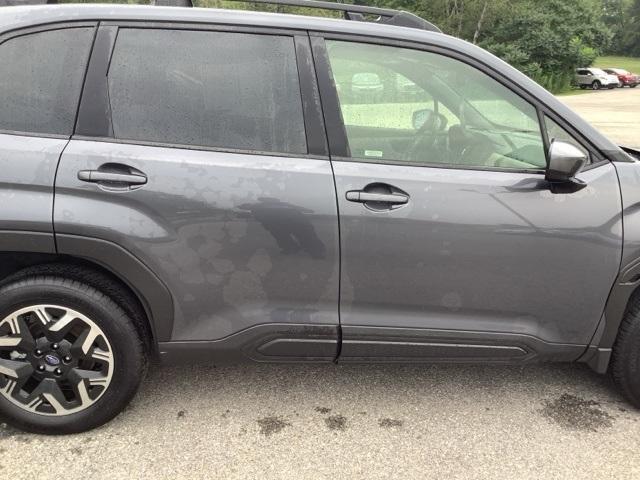 used 2025 Subaru Forester car, priced at $33,500