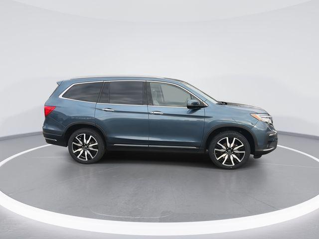 used 2021 Honda Pilot car, priced at $23,623