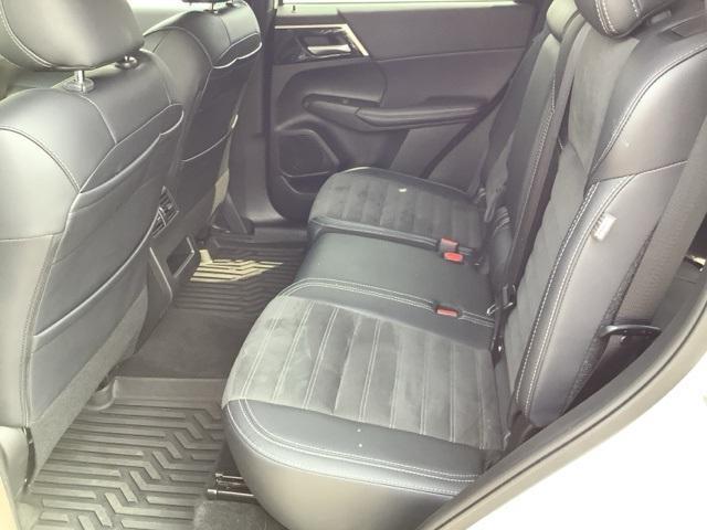 used 2024 Mitsubishi Outlander car, priced at $28,000