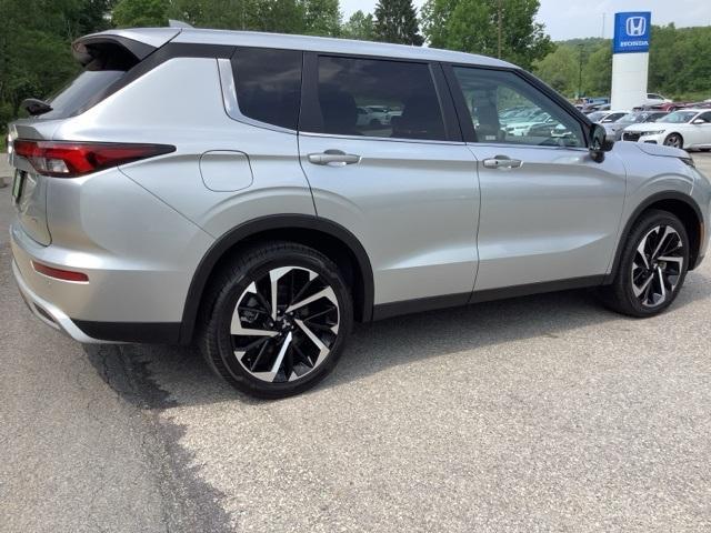 used 2024 Mitsubishi Outlander car, priced at $28,000