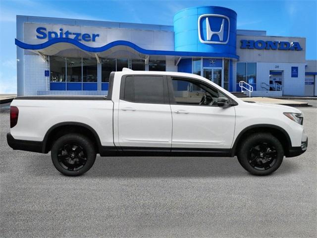 new 2025 Honda Ridgeline car, priced at $50,355