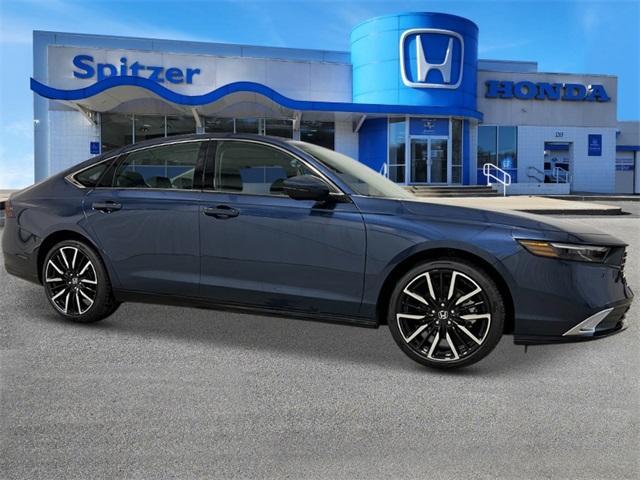 new 2025 Honda Accord Hybrid car, priced at $40,450