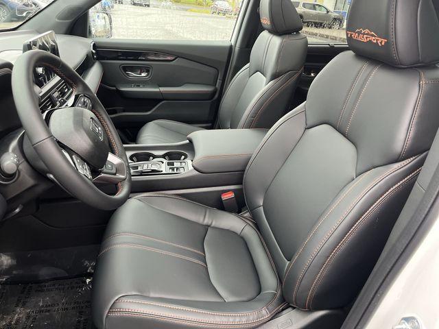 new 2025 Honda Pilot car, priced at $51,350