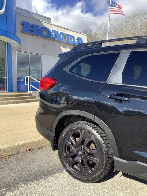 used 2023 Subaru Ascent car, priced at $31,999