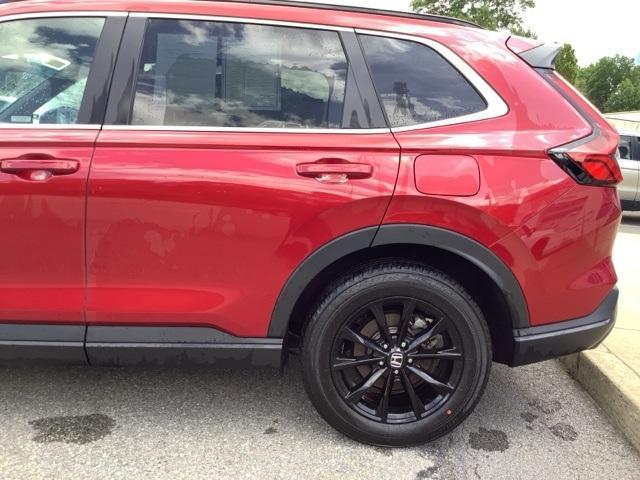 used 2025 Honda CR-V Hybrid car, priced at $38,500