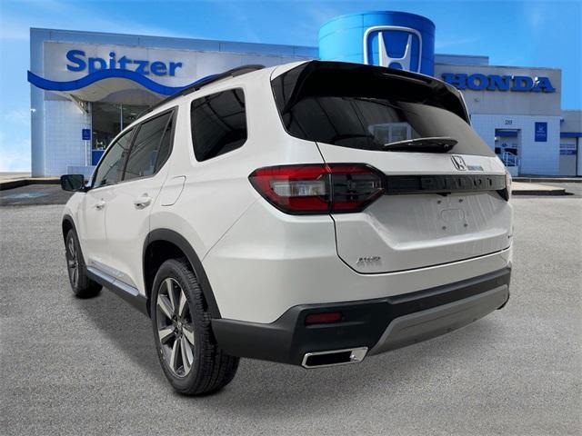 new 2025 Honda Pilot car, priced at $51,550