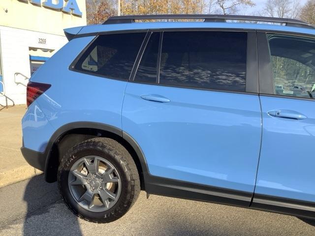 used 2025 Honda Passport car, priced at $42,000