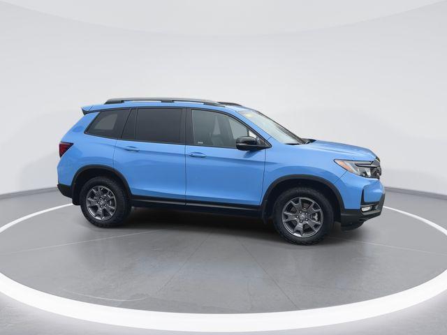used 2025 Honda Passport car, priced at $39,899
