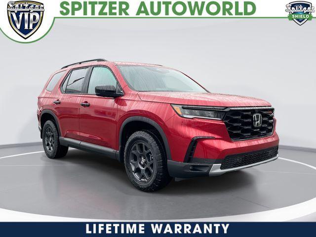 new 2025 Honda Pilot car, priced at $48,805