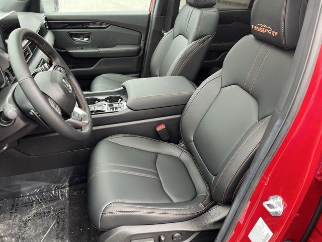 new 2025 Honda Pilot car, priced at $48,805