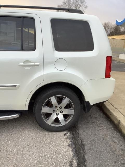 used 2014 Honda Pilot car, priced at $12,999