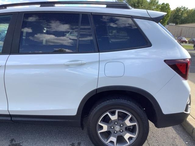 used 2022 Honda Passport car, priced at $31,500