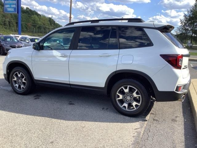 used 2022 Honda Passport car, priced at $31,500
