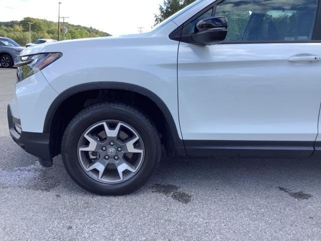 used 2022 Honda Passport car, priced at $31,500