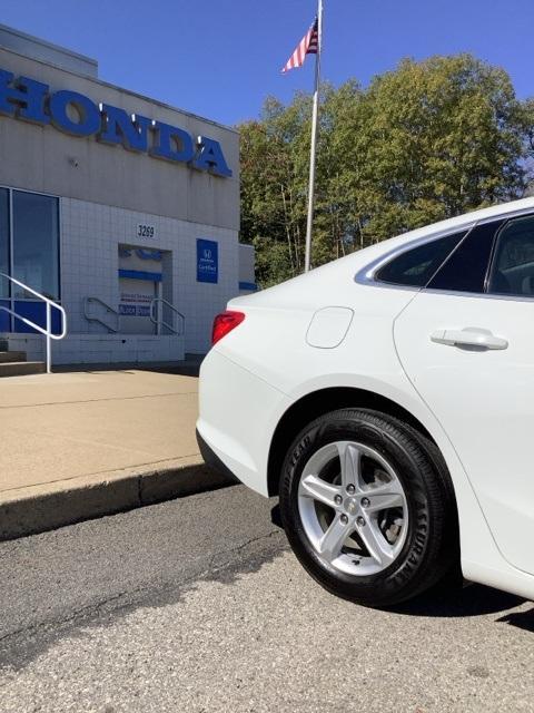 used 2020 Chevrolet Malibu car, priced at $15,499