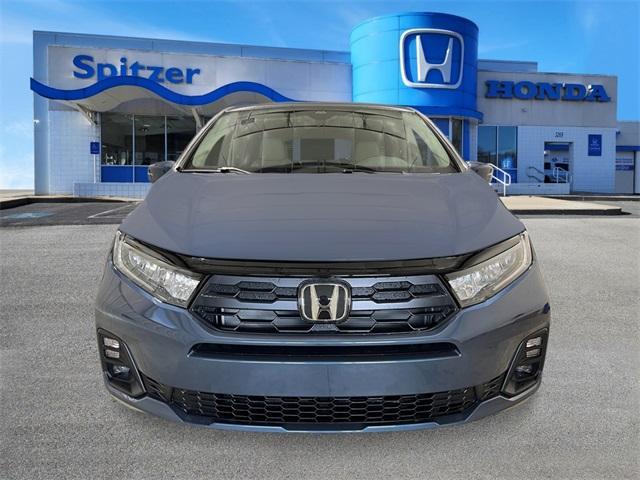 new 2026 Honda Odyssey car, priced at $43,290