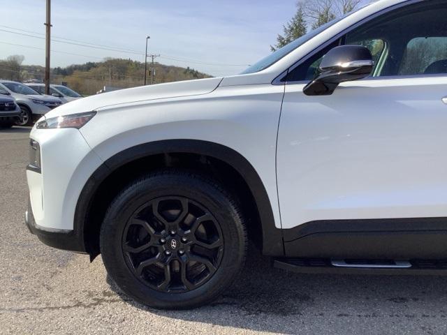 used 2022 Hyundai Santa Fe car, priced at $27,000