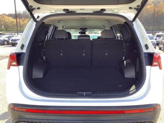 used 2022 Hyundai Santa Fe car, priced at $27,000