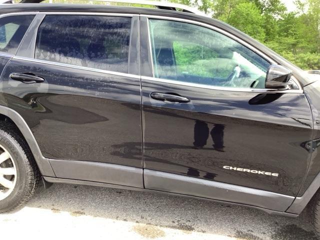 used 2017 Jeep Cherokee car, priced at $16,500