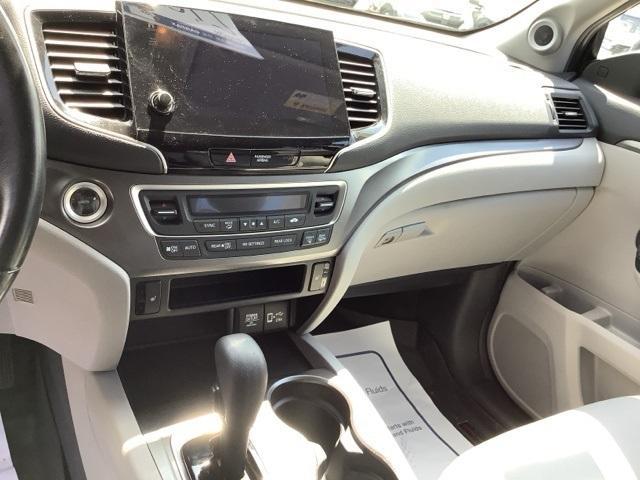 used 2020 Honda Pilot car, priced at $27,000
