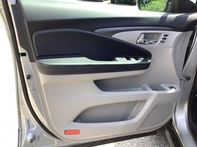 used 2020 Honda Pilot car, priced at $27,000