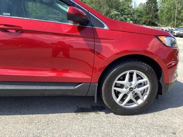used 2024 Ford Edge car, priced at $30,400