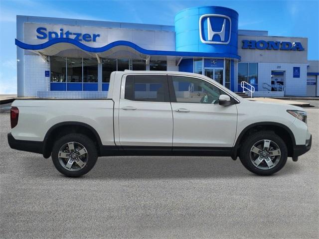 new 2025 Honda Ridgeline car, priced at $45,135