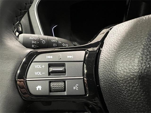 new 2025 Honda Pilot car, priced at $45,095