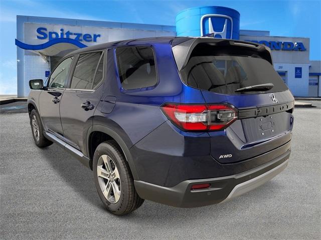new 2025 Honda Pilot car, priced at $45,095