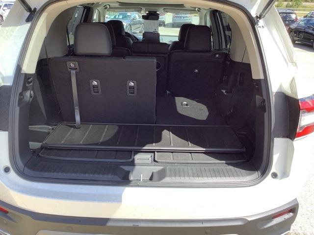 used 2025 Honda Pilot car, priced at $45,000
