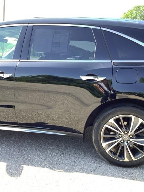 used 2020 Acura MDX car, priced at $32,999