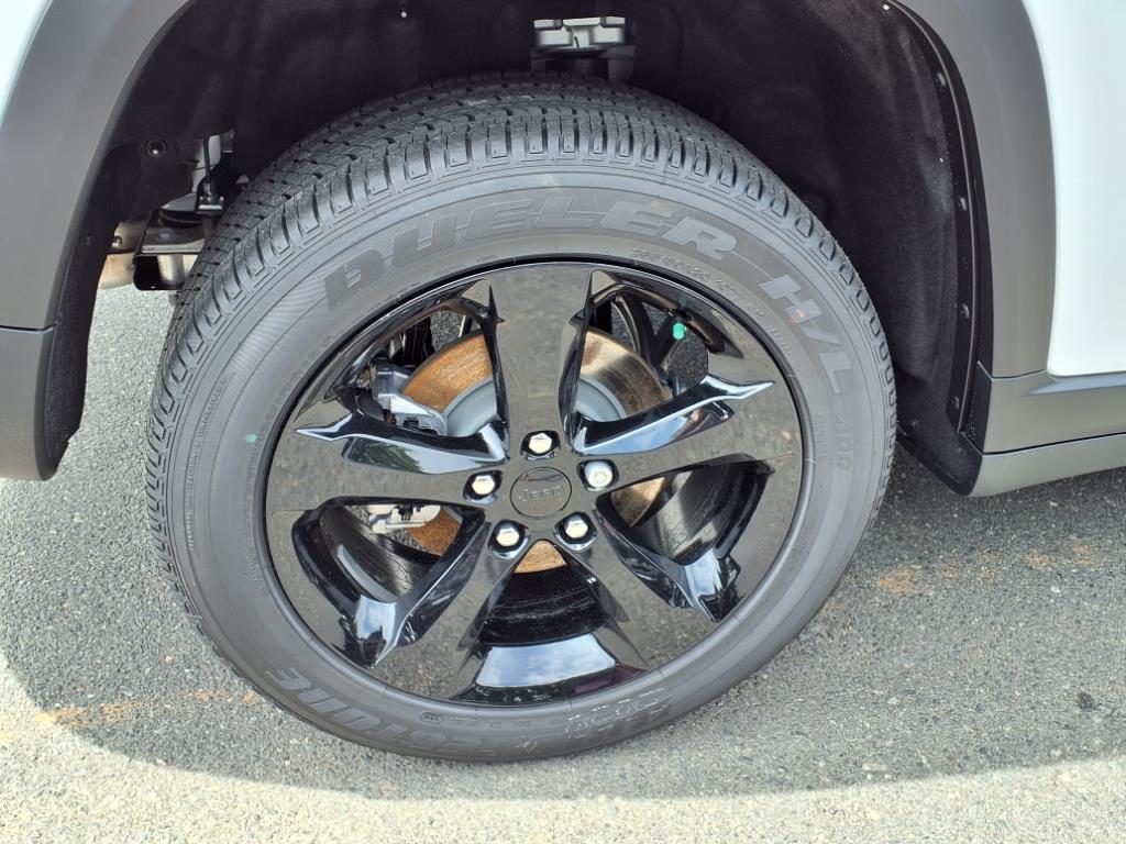new 2025 Jeep Grand Cherokee car, priced at $39,769