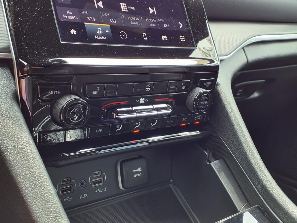 new 2025 Jeep Grand Cherokee car, priced at $39,769