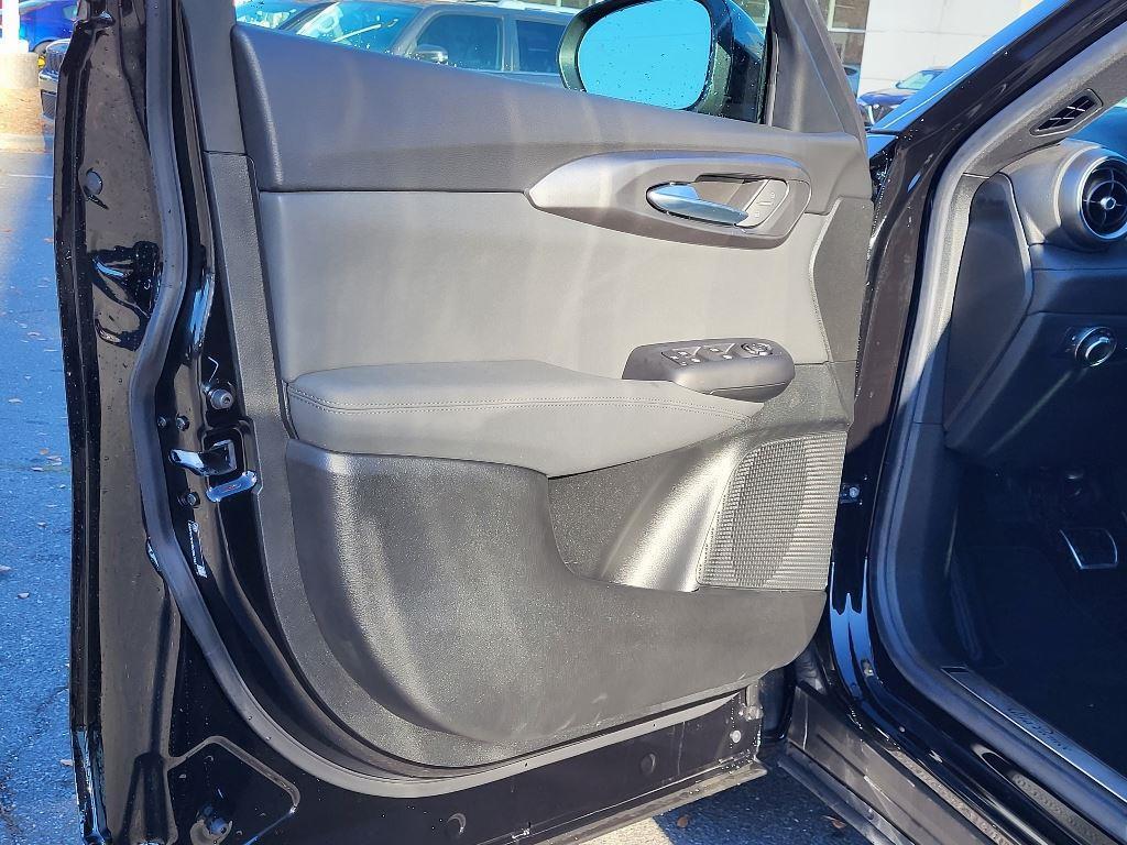 new 2024 Alfa Romeo Tonale car, priced at $39,635