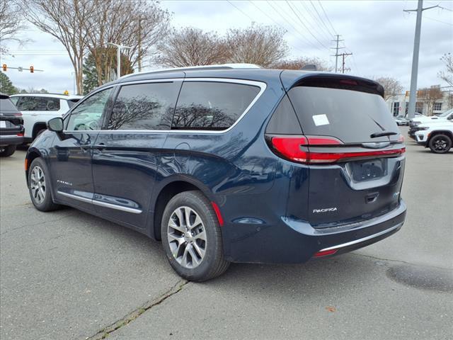 new 2025 Chrysler Pacifica car, priced at $61,975