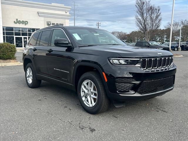 new 2025 Jeep Grand Cherokee car, priced at $37,322