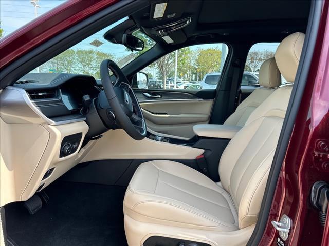 new 2024 Jeep Grand Cherokee L car, priced at $52,297