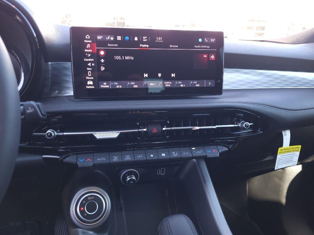 new 2024 Alfa Romeo Tonale car, priced at $41,790